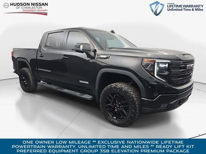 Used 2022 GMC Sierra 1500 Elevation w/ Elevation Premium Package