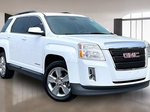 Used 2015 GMC Terrain SLE w/ Convenience Package FWD image 3