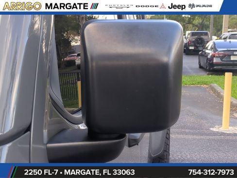 Used 2020 Jeep Gladiator Sport w/ Quick Order Package 24S AWD/4WD image 13