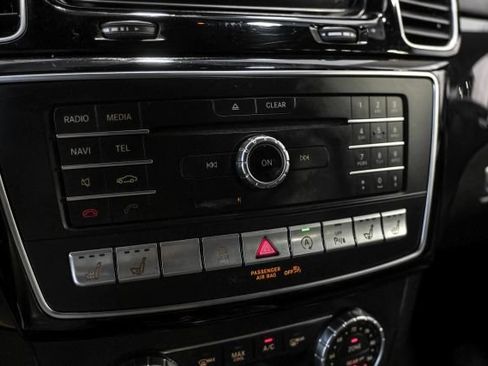 Used 2017 Mercedes-Benz GLS 550 4MATIC image 33