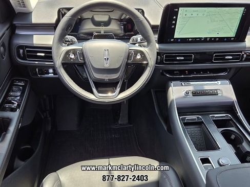 New 2026 Lincoln Aviator AWD image 11