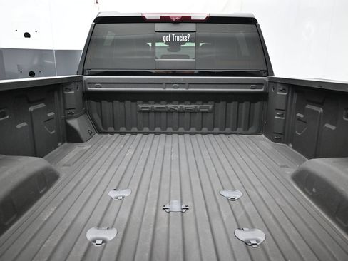 Used 2024 GMC Sierra 3500 Denali Ultimate AWD/4WD image 7