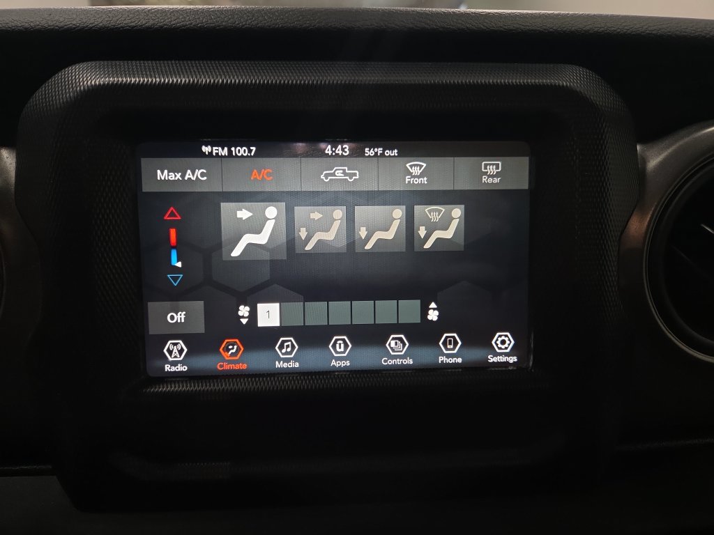Used 2023 Jeep Gladiator Sport AWD/4WD image 37