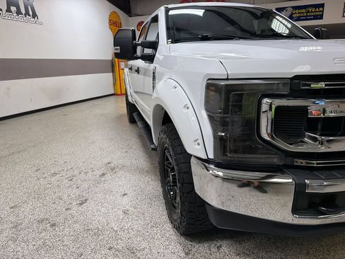 Used 2022 Ford F250 XL w/ STX Appearance Package RWD image 14