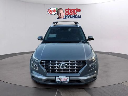 New 2026 Hyundai Venue SEL FWD image 8