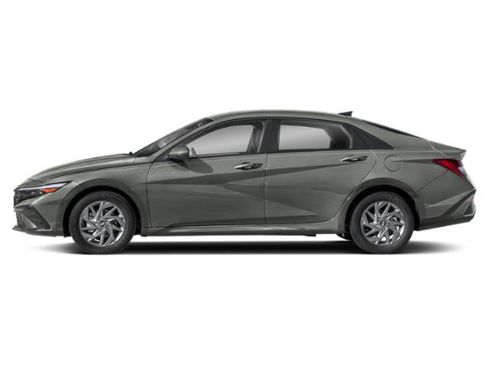 Certified 2025 Hyundai Elantra Hybrid FWD image 3
