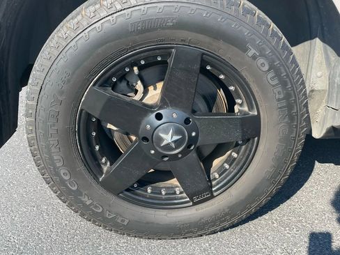 Used 2014 Ford Edge SEL w/ Equipment Group 205A image 9