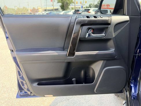 Certified 2023 Toyota 4Runner TRD Off-Road Premium w/ Off Road Premium Plus Package AWD/4WD image 18