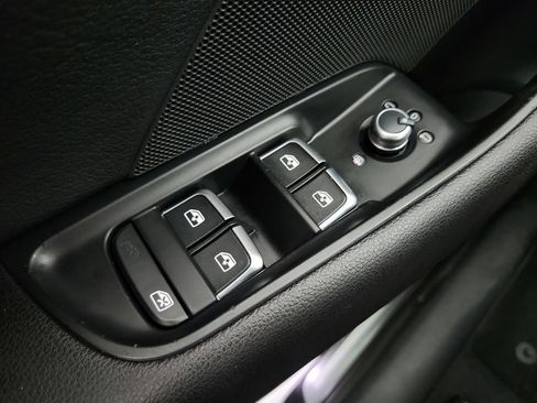 Used 2018 Audi A3 2.0T Premium FWD image 20