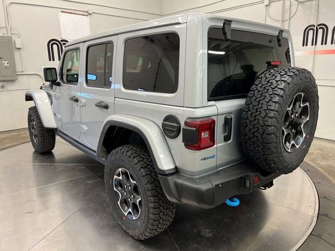 New 2023 Jeep Wrangler Unlimited Rubicon 4xe w/ Steel Bumper Group image 8