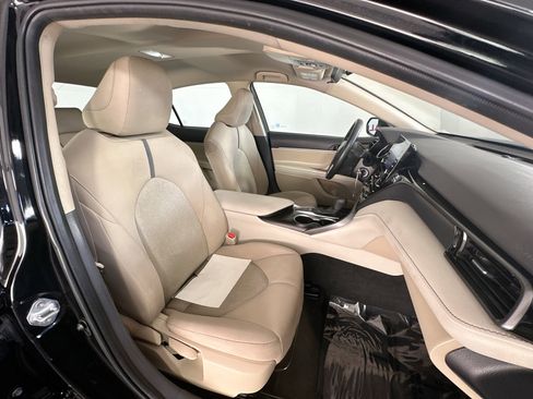 Used 2024 Toyota Camry LE image 27