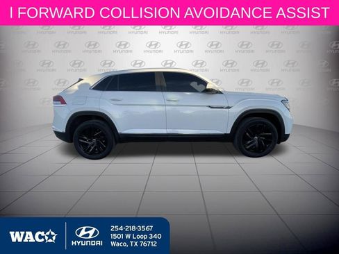 Used 2023 Volkswagen Atlas Cross Sport SEL image 14