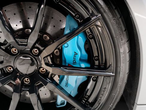 Used 2017 Audi R8 V10 plus image 26