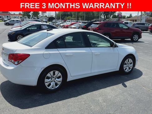 Used 2015 Chevrolet Cruze LS FWD image 8