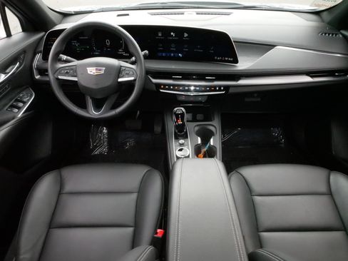 Certified 2025 Cadillac XT4 Premium Luxury image 10