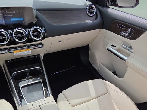 New 2026 Mercedes-Benz GLA 250 image 14