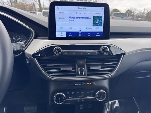 Used 2022 Ford Escape SE w/ Convenience Package image 30