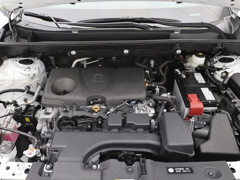 Used 2025 Toyota RAV4 XLE image 27