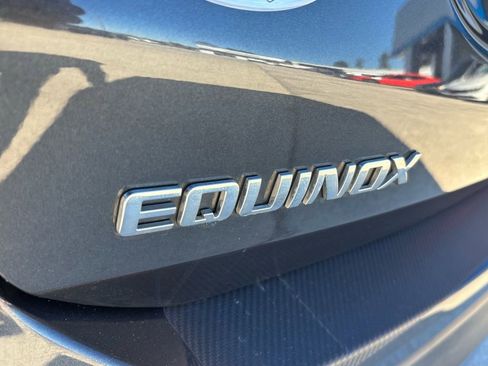 Used 2022 Chevrolet Equinox Premier image 11