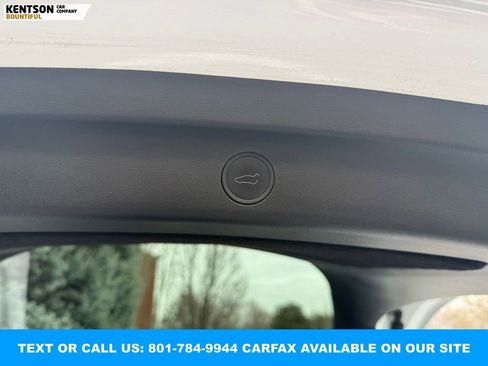 Used 2022 Tesla Model Y Performance image 35