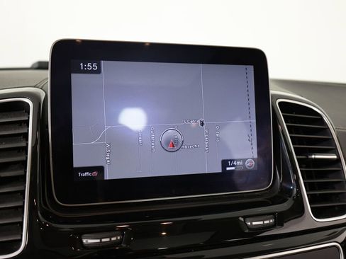 Used 2018 Mercedes-Benz GLE 43 AMG 4MATIC image 32