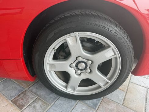 Used 1999 Chevrolet Corvette Convertible RWD image 21