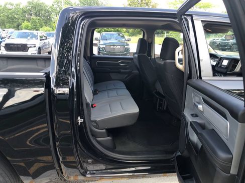 Used 2020 RAM 1500 Big Horn AWD/4WD image 26