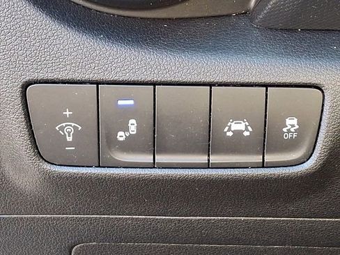 Used 2018 Hyundai Kona SEL w/ SEL Tech Package 02 image 27