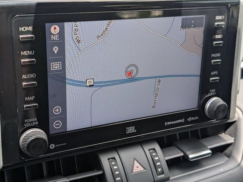 Used 2019 Toyota RAV4 Limited w/ Cold Weather Package FWD image 18