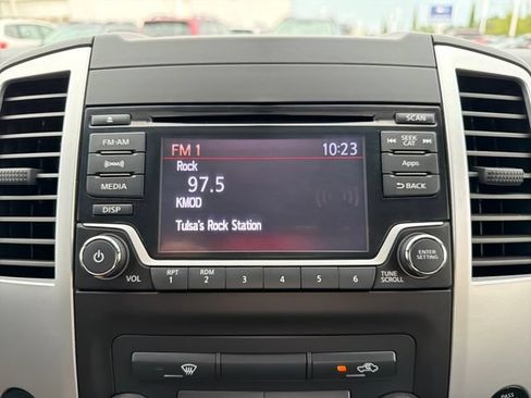 Used 2016 Nissan Frontier SV RWD image 12