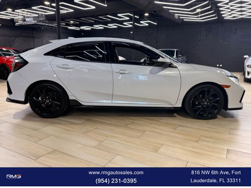 Used 2020 Honda Civic Sport image 11