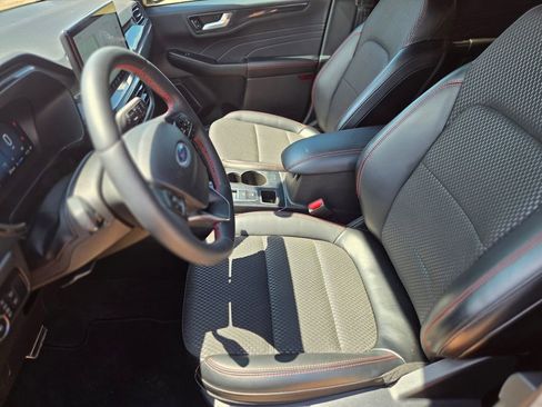 Used 2024 Ford Escape ST-Line Elite AWD/4WD image 17