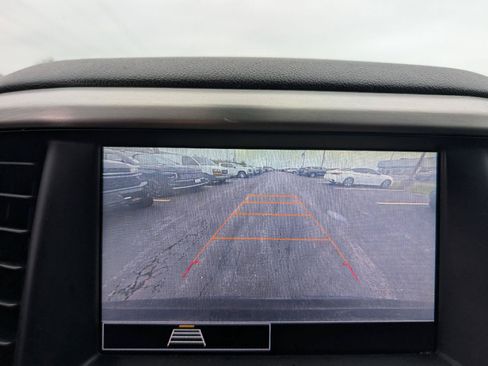 Used 2020 GMC Acadia SLE w/ Driver Convenience Package AWD/4WD image 16