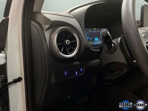 Used 2023 Hyundai Kona SE w/ Cargo Package image 31