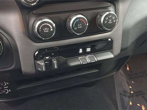 Used 2024 RAM 2500 Big Horn w/ Bed Utility Group image 19