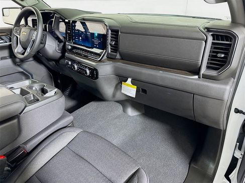 Certified 2026 Chevrolet Silverado 1500 LT w/ Z71 Off-Road Package image 28