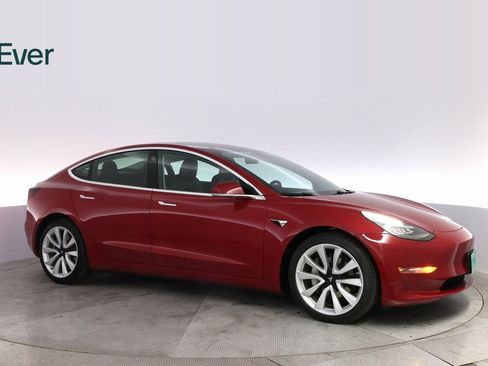 Used 2020 Tesla Model 3 Performance image 5