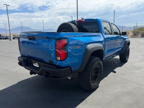 Used 2024 Chevrolet Colorado ZR2 w/ ZR2 Bison Edition AWD/4WD image 3
