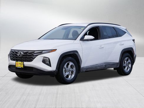 Used 2023 Hyundai Tucson SEL image 3