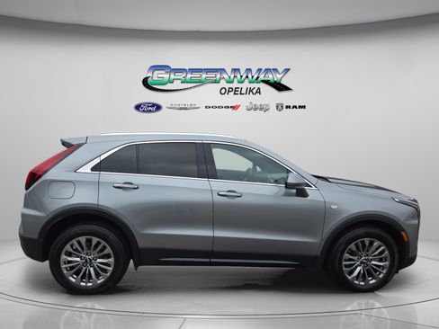 Used 2024 Cadillac XT4 Premium Luxury image 15