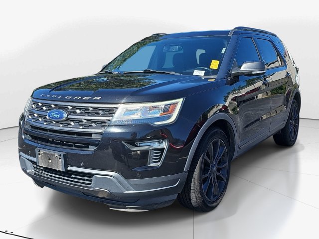 Used 2019 Ford Explorer XLT w/ Equipment Group 202A FWD image 7