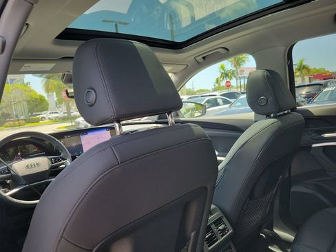 Certified 2025 Audi Q5 Premium w/ Convenience Package AWD/4WD image 25