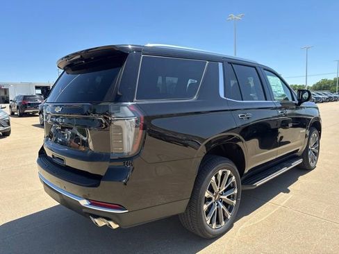 New 2026 Chevrolet Tahoe High Country w/ Sun And Tow Package AWD/4WD image 2