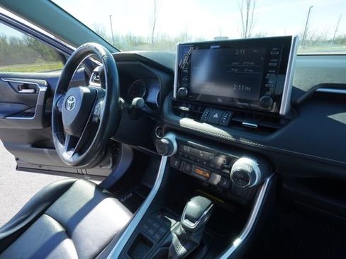 Used 2019 Toyota RAV4 XLE Premium w/ Advanced Technology Package image 34