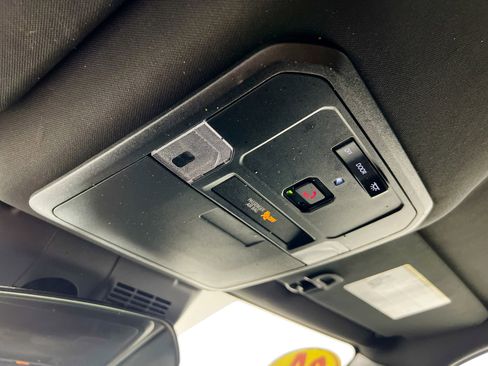 Used 2024 Toyota Tacoma SR image 22