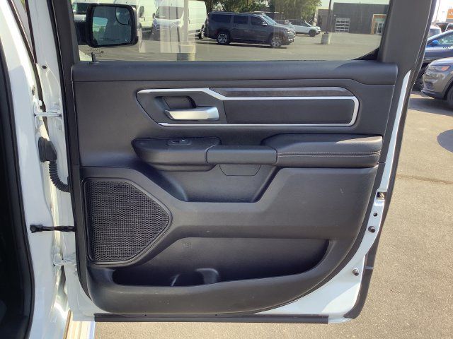 Used 2023 RAM 1500 Big Horn AWD/4WD image 36