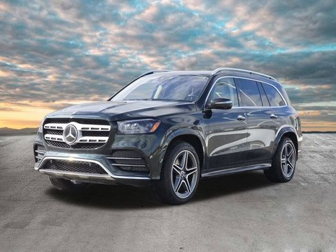 Used 2022 Mercedes-Benz GLS 450 4MATIC image 4