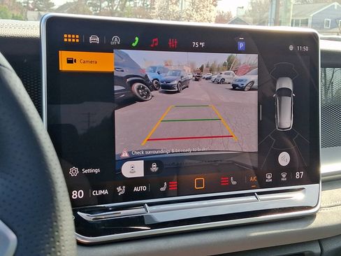 New 2026 Volkswagen Tiguan SE R-Line AWD/4WD image 12