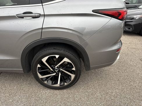 Used 2024 Mitsubishi Outlander SEL image 7