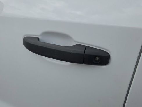 Used 2022 Chevrolet Silverado 1500 Custom image 17